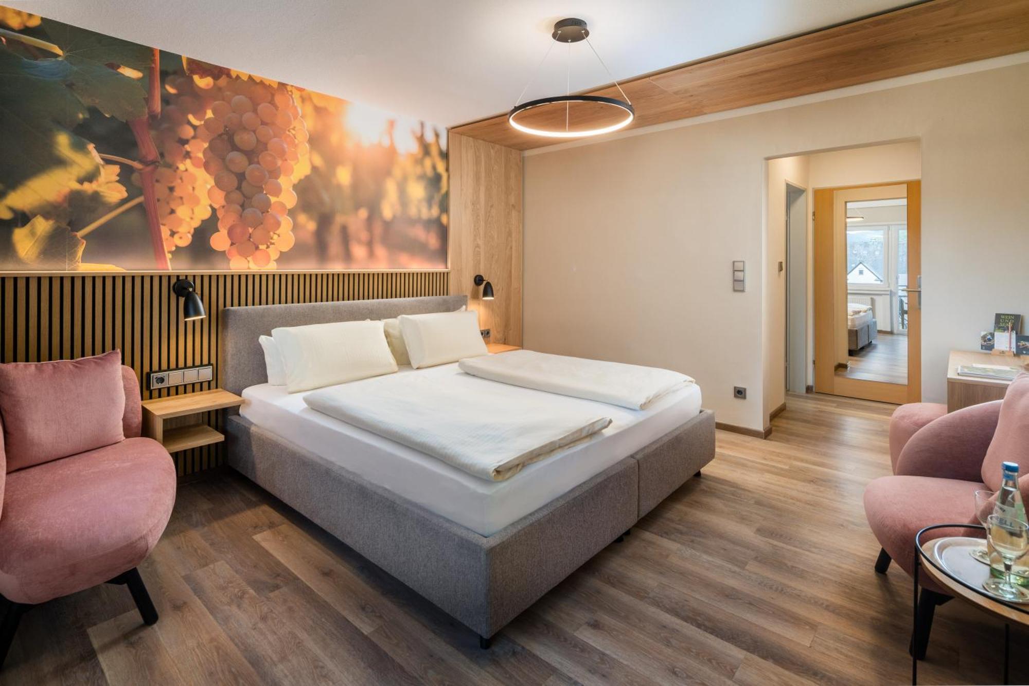 Weinhotel Sonnenschein แอนสท์ ภายนอก รูปภาพ